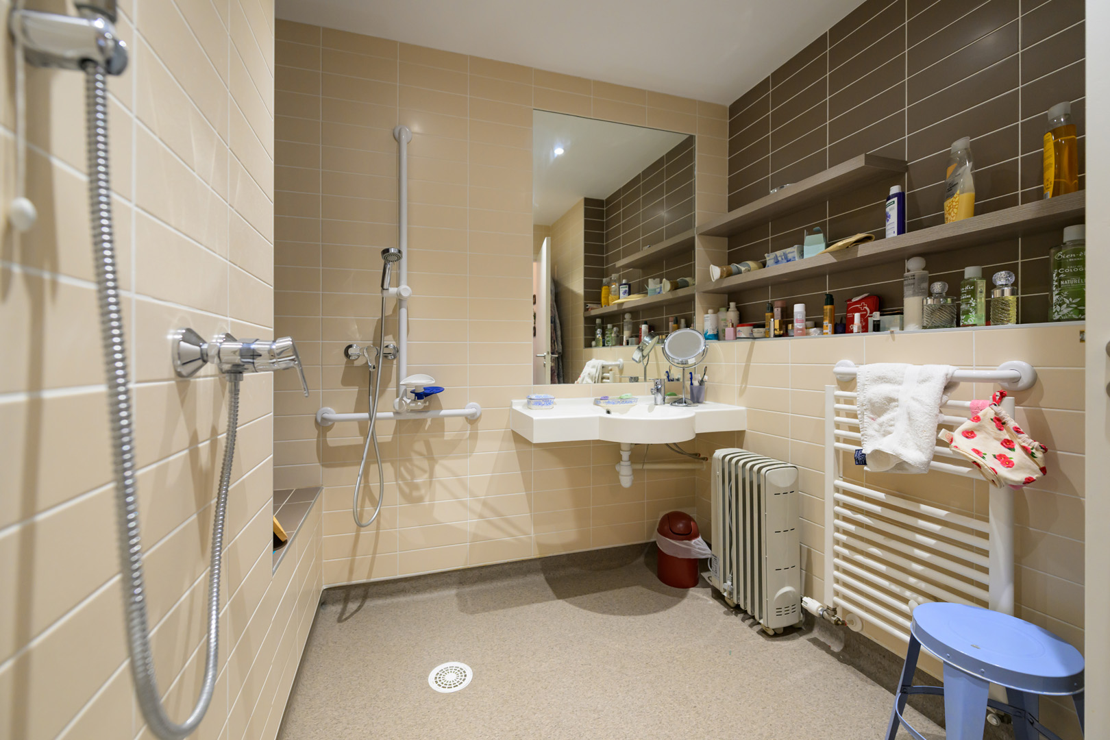 0717_BHY_G257236-salle de bain, T2